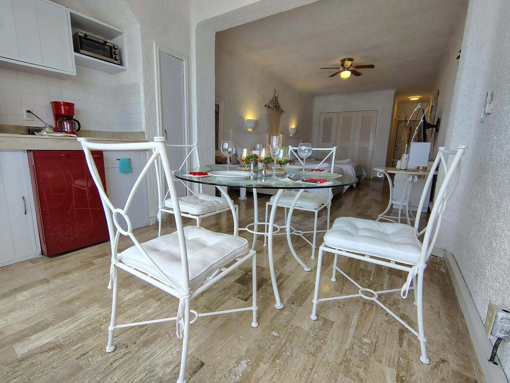 Beachfront Studio With Ocean View Cancún Exterior foto