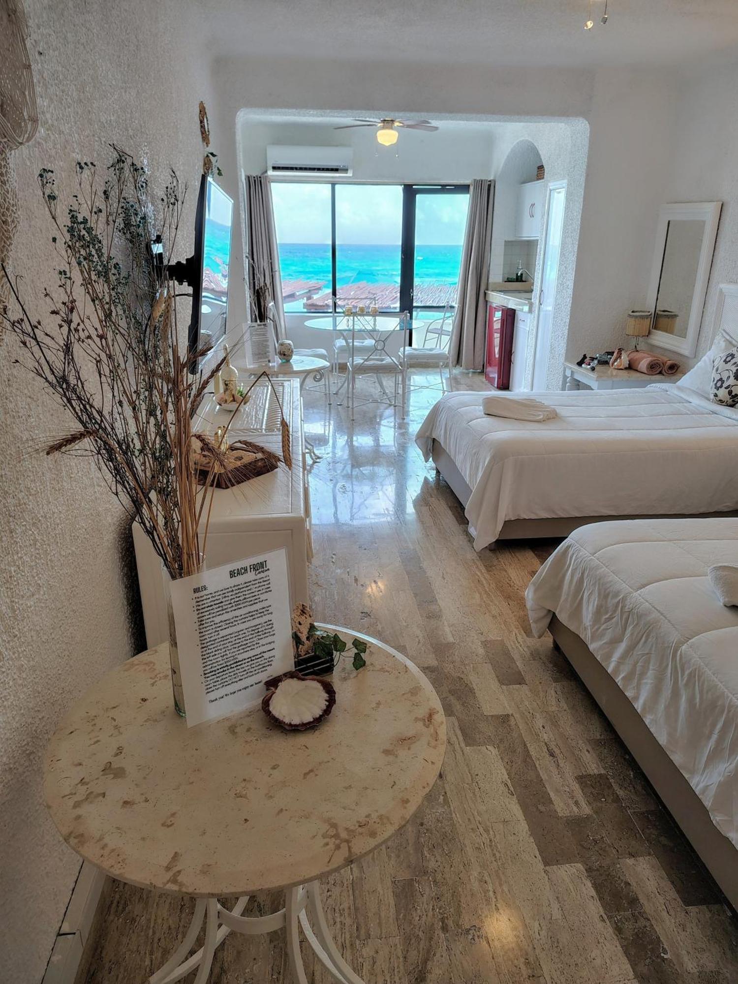 Beachfront Studio With Ocean View Cancún Exterior foto
